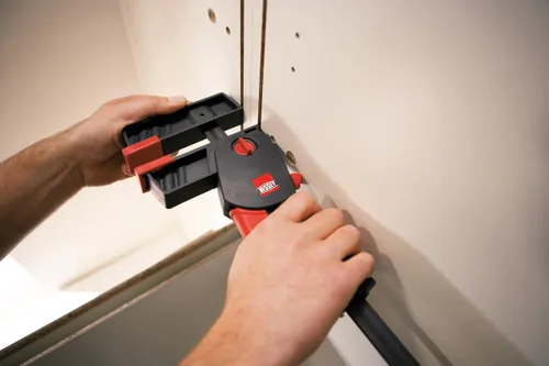 Miniatura 5 de BESSEY DUO16-8, serie DuoKlamp de 6 pulgadas, abrazadera/esparcidor con una mano, color negro