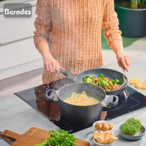Miniatura 7 de Berndes Balance Induction Enduro Cookware Set 4 Piezas Aluminio Negro