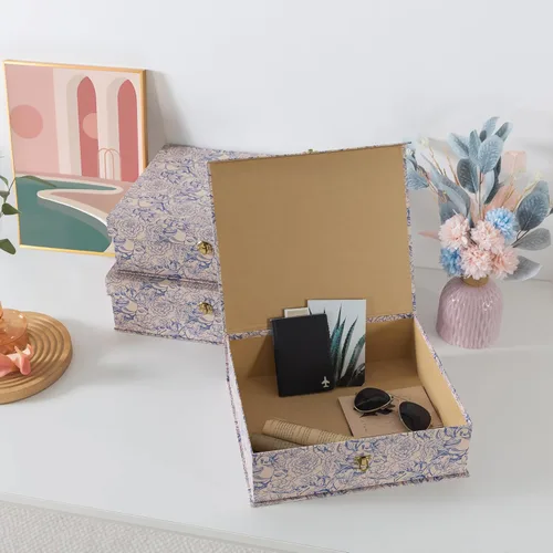 Miniatura 6 de Soul & Lane Cajas de Almacenamiento Decorativas de Cartón Floral Azul y Blanco con Herrajes Dorados - Juego de 3, Jardín Aviario - Cajas Apilables