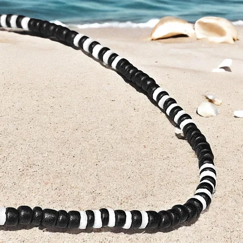 Miniatura 14 de BlueRica Collar de cuentas de concha de coco y puka (18")