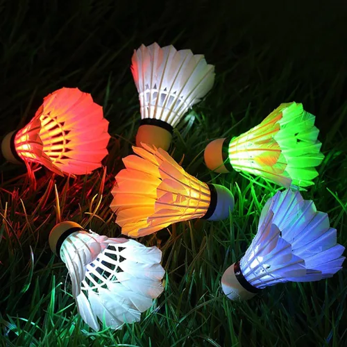 Miniatura 2 de Glow in The Dark Badminton Birdies,LED Badminton Shuttlecocks for Family Backyards Practice,4/5/6 PCS Nylon/Goose Feather Long Lasting Light Up