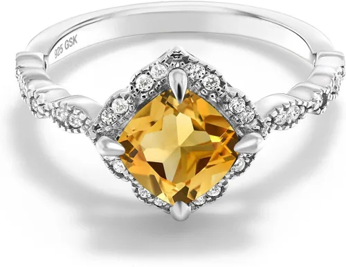 Miniatura 60 de Gem Stone King Anillo de compromiso solitario de moissanita blanca con piedra natal de corte cojín de 0.276 in para mujer, plata de ley 925