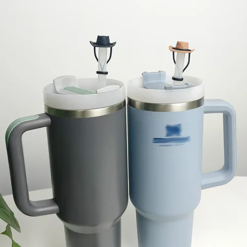 Miniatura 3 de HOMDSG Paquete de 4 cubiertas de pajita de sombrero de vaquero de silicona compatibles con la taza Stanley de 30 y 40 oz, lindo accesorio divertido