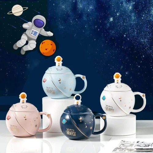 Miniatura 7 de HwaGui Taza de astronauta Kawaii con tapa y cuchara, hecha a mano, bonita taza de cerámica para café, té, leche, agua, espacial, regalo novedoso