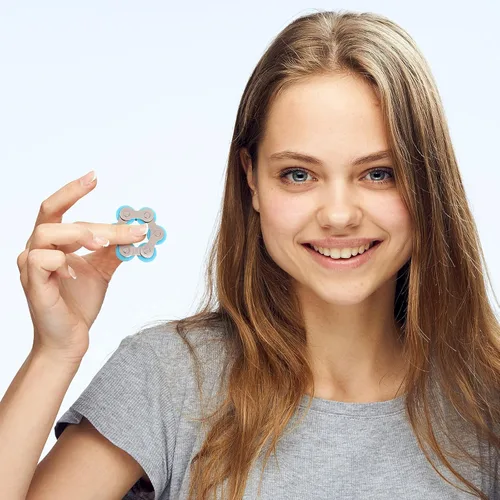 Miniatura 4 de Hicarer El juego de 8 piezas de juguetes para ansiedad incluye 4 cadenas de rodillos flippy y 4 cadenas de seis rodillos para bicicleta, regalos