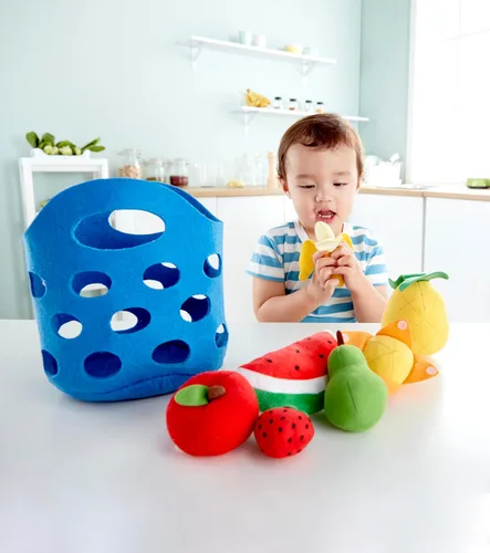 Miniatura 3 de Hape Cesta de frutas para niños pequeños Juego de comida suave para niños, cesta de juguete de frutas incluye plátano, manzana, piña, naranja y más