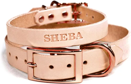 Collar de perro de cuero brida personalizado hecho a mano con nombre de mascota grabado, herrajes en tono cobre/oro rosa (beige natural)