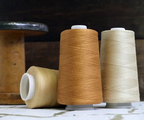 Miniatura 3 de Hilo de algodón resistente 8,200 pies - 40/3-17 colores disponibles.