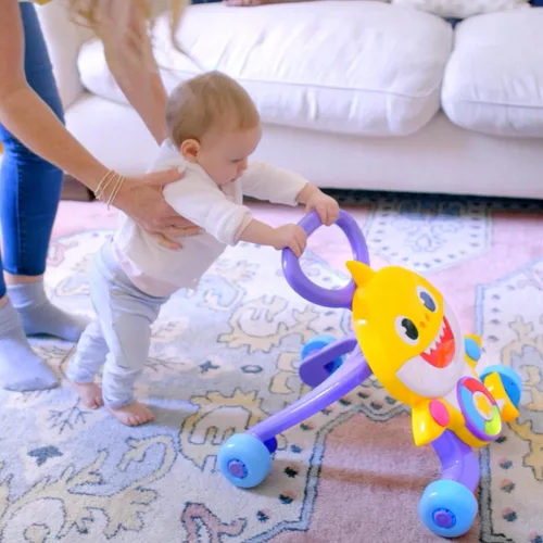 Miniatura 4 de Pinkfong Baby Shark Melody Walker - Juguete preescolar - por WowWee