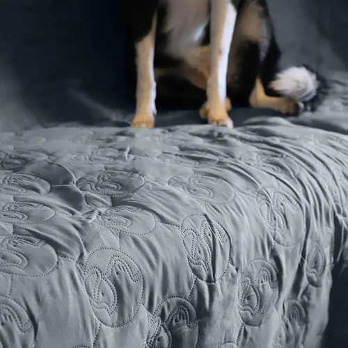 Miniatura 8 de Kritter Planet Funda antideslizante para sofá para mascotas, funda impermeable para cama de perro, lavable y protector de muebles para perros y gatos