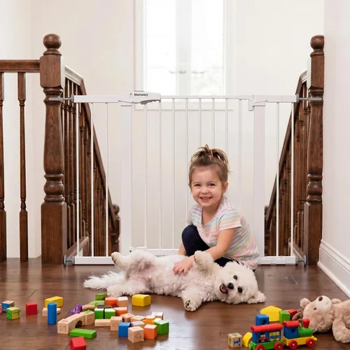 Miniatura 18 de Mumeasy Puerta de bebé de 29.7-46 pulgadas para escaleras, puerta de perro montada a presión para puertas, puerta de cierre automático a través