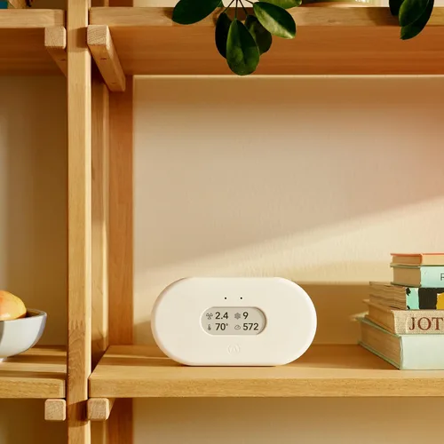 Miniatura 4 de Airthings 2960 View Plus - Monitor de calidad del aire y radón alimentado por batería (PM, CO2, VOC, humedad, temperatura, presión)