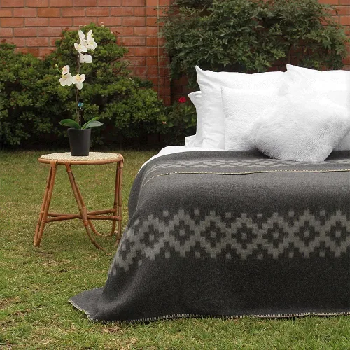 Miniatura 6 de Manta gruesa de lana de alpaca pesada para acampar al aire libre en interiores, diseño étnico suave de Perú tamaño King