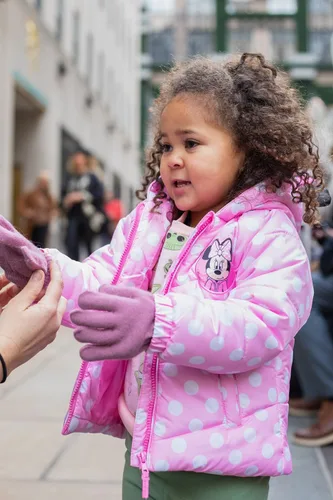 Miniatura 2 de Disney Minnie Mouse - Abrigo de invierno para niñas, chaqueta acolchada para niños pequeños