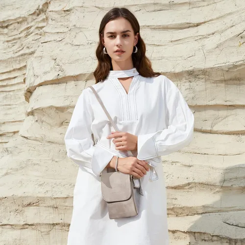 Miniatura 2 de Bolso bandolera pequeño de piel vegana BOSTANTEN para mujer, con diseño de cartera para celular, con correa ajustable