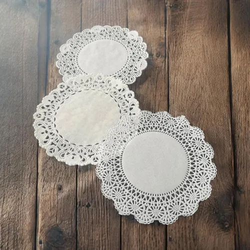 Miniatura 8 de Tapones de encaje de papel blanco de 4 pulgadas, paquete de 150, 3 diseños (50 cada uno), tapetes redondos para manualidades, envoltura de regalos