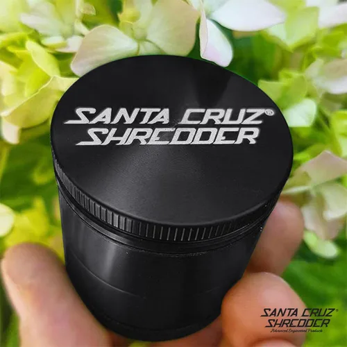 Miniatura 8 de Santa Cruz Shredder Molinillo de hierbas de 3 piezas mediano 2 1/8" agarre superior y aluminio (negro)