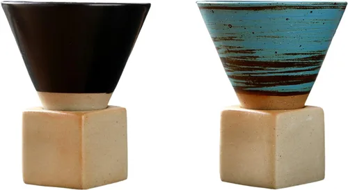 2 tazas de café de cerámica gruesa con base de 6.8 fl oz, taza de porcelana con forma de cono triangular creativa, estilo retro, embudo de gres