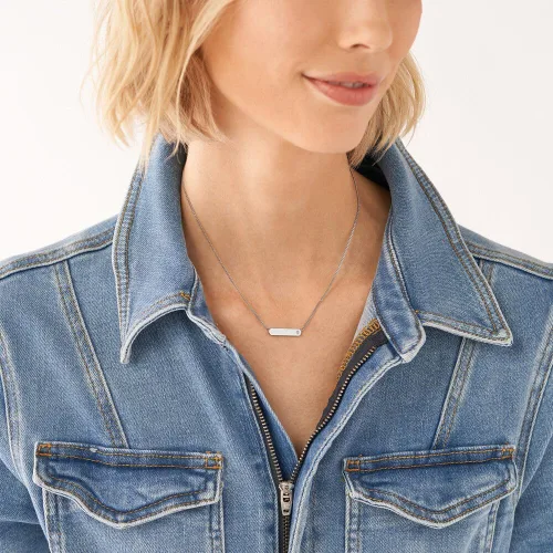 Miniatura 2 de Fossil - Collar de cadena con dije de acero inoxidable grabado y enchapado para mujer