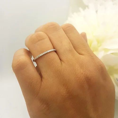 Miniatura 3 de Dazzlingrock Collection Anillo apilable de boda y compromiso de 0,14 quilates (quilates) con diamantes blancos redondos para mujer, oro de 10