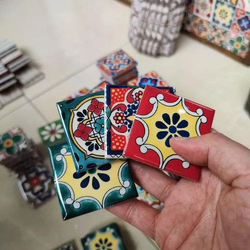 Miniatura 5 de Heimerdinger Paquete de 16 azulejos mixtos de cerámica Talavera – Mosaico de diseño marroquí mexicano de 1.9 x 1.9 pulgadas para decoración