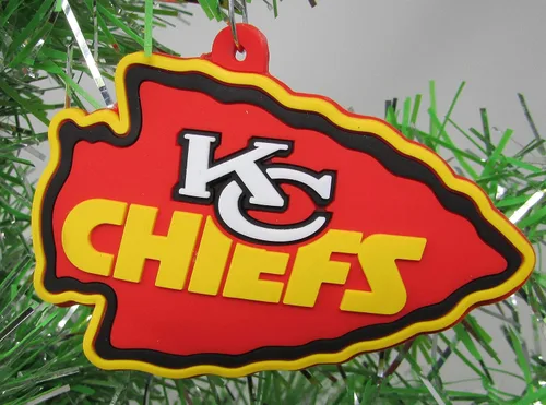 Miniatura 2 de Arrowhead Patrick Mahomes Football Team - Juego de adornos navideños de 6 piezas (diseño único inastillable)