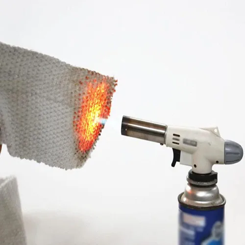 Miniatura 4 de La manta a prueba de fuego de tela de fibra de cerámica es resistente a altas temperaturas de 2,300.0 °F soldadura escoria calor incombustible