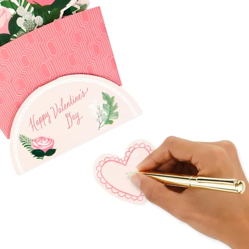 Miniatura 7 de Hallmark Tarjeta emergente del día de San Valentín, ramo de flores rosadas (Happy Heart) Tarjeta 3D de papel maravilloso