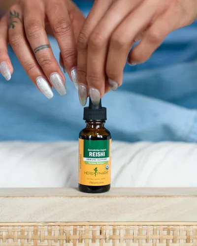 Miniatura 4 de Herb Pharm Extracto líquido de hongos Reishi Drops Inmune System Builder, 4 onzas