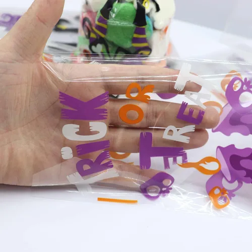 Miniatura 3 de VEYLIN 120 bolsas de celofán de Halloween, bolsas de dulces transparentes para dulce o dulce para suministros de fiesta de Halloween Estilos morados