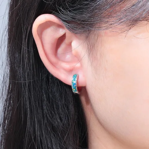 Miniatura 50 de CiNily Aretes Huggie de ópalo con bisagras, chapados en oro, hipoalergénicos, pequeños aretes de aro para mujeres, adolescentes, niñas, hombres