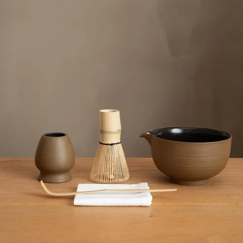 Miniatura 11 de Juego de 6 batidores japoneses de matcha, hecho a mano con cuenco (chawan), batidor de bambú (Chasen) y soporte, cuchara, tamiz y toalla de té, kit