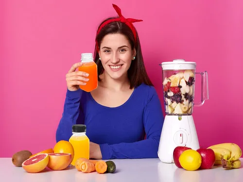 Miniatura 6 de 5 piezas de botellas de jugo de plástico reutilizables de 6 oz, recipientes transparentes a granel con tapas negras para jugo, batidos, té, leche