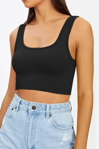 Miniatura 2 de CHYRII Paquete de 3 camisetas de verano para mujer, cuello cuadrado, acanaladas, básicas, sin mangas