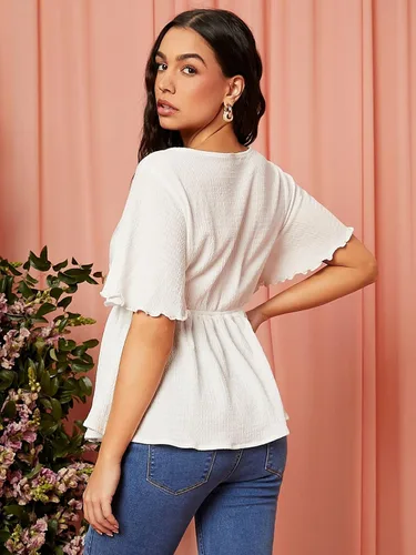 Miniatura 2 de OYOANGLE Blusa de maternidad con cuello en V profundo, manga corta, dobladillo con volantes, peplum