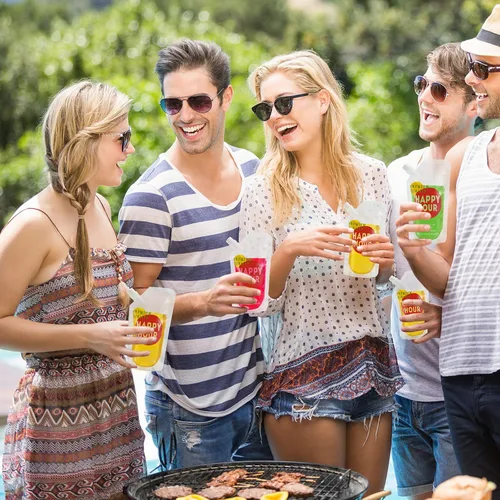 Miniatura 2 de 6 bolsas de bebidas para adultos, botellas de plástico, reutilizables, desechables, con embudo (8 onzas)