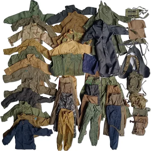 SIXPOINTS 50 Piezas Ropa Militar Camuflaje a Escala 1/6 y Pantalones y Accesorios de Bolsa Compatibles con Cuerpo de Figura de Acción Militar