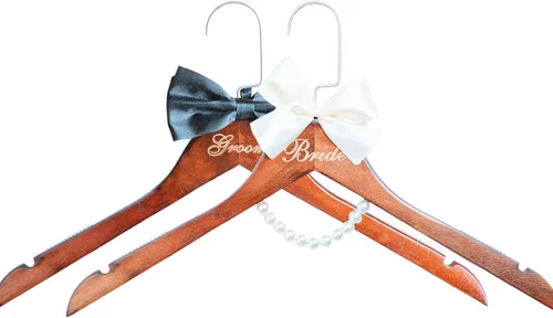Miniatura 10 de Colgador de vestido de novia para novia, regalo de boda, percha de madera marrón con perlas y lazo para vestidos de novia, regalo de despedida