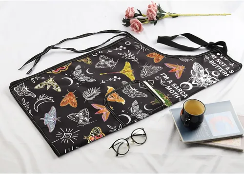Miniatura 7 de MBMSO Delantal de polilla de cabeza de la muerte, regalos celestiales para los amantes de la polilla I'm Not a Social Butterfly Goblincore Gifts