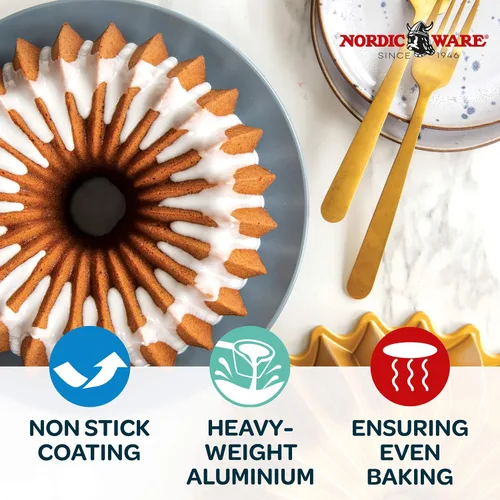 Miniatura 3 de Nordic Ware Brilliance - Molde para torta tipo bundt y contenedor plástico para tortas tipo bundt de 13x12x7 pulgadas (largo x ancho x alto)