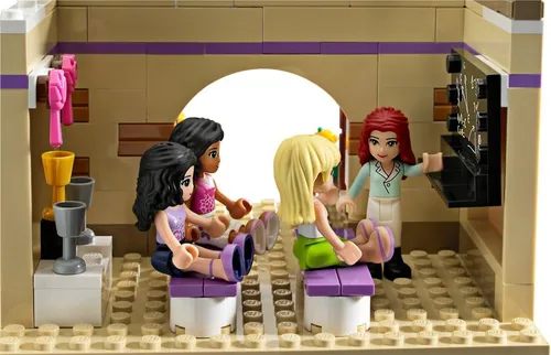 Miniatura 7 de Campamento de equitación LEGO Friends 3185