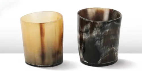 Handicrafts Home Juego de 2 vasos de chupito hechos a mano, 3 onzas, chupitos de whisky vikingo naturales para cócteles y fiestas, juego de regalo