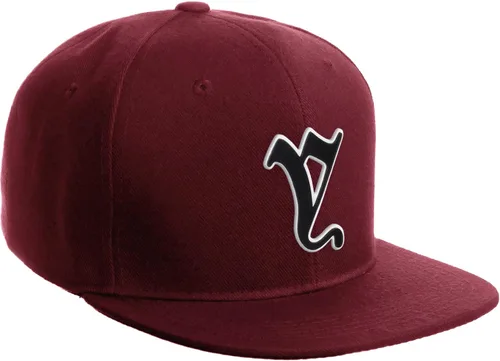 Miniatura 554 de Daxton Gorra clásica con visera de billete plano con letras del alfabeto inglés antiguo de la A a la Z