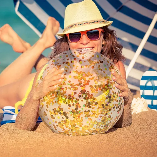 Miniatura 6 de Civaner 10 bolas inflables de playa con purpurina de 16 pulgadas, bola grande de confeti brillante para piscina, globo inflable transparente, Oro