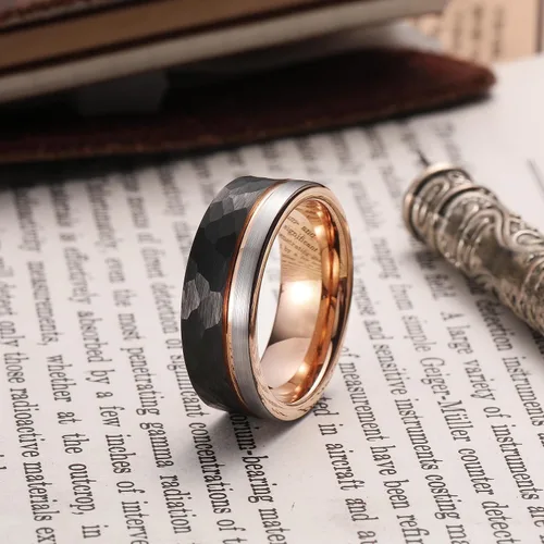 Miniatura 106 de King Will Anillo de boda de carburo de tungsteno para hombre con diseño de ranura, 6/7/0.315 in de ancho, acabado cepillado/pulido para hombre