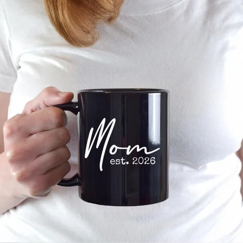 Miniatura 7 de Juego de regalo de embarazo – New Mom and Daddy Est 2026 Juego de tazas de 11 onzas con mameluco "Adventure Awaits & New to Crew" de 0 a 3 meses