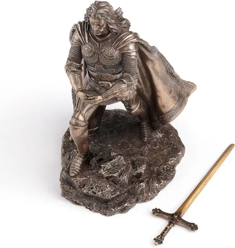 Miniatura 4 de Veronese Design King Arthur de pie tirando de la espada en la estatua de bronce de piedra