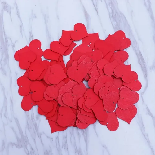 Miniatura 5 de 100 piezas de corazones de madera roja decorativos en forma de corazón con agujero para colgar para manualidades de bricolaje para decoración