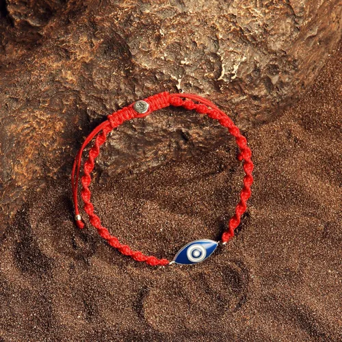 Miniatura 4 de KARMA AND LUCK Pulsera de hilo rojo Fearless Gaze