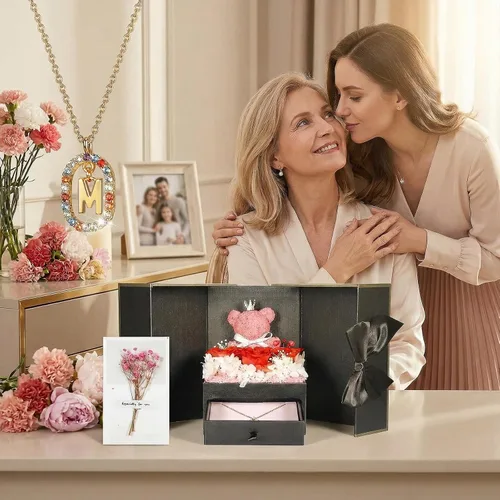 Miniatura 2 de Bonito regalo de oso de rosas reales preservadas con collares iniciales chapados en oro de 18 quilates para mujeres, día de la madre, cumpleaños